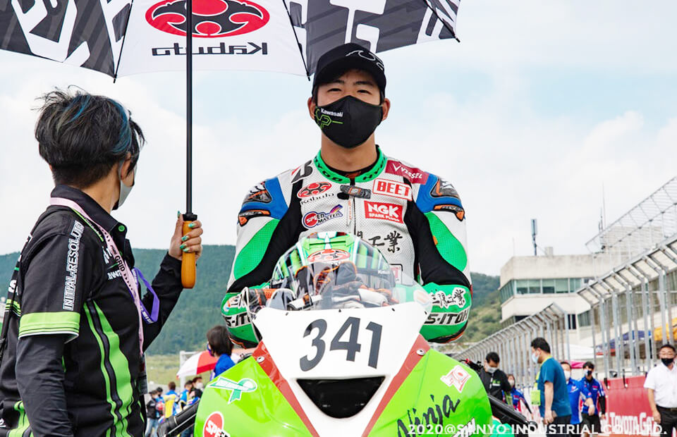 ロードレース写真15枚目