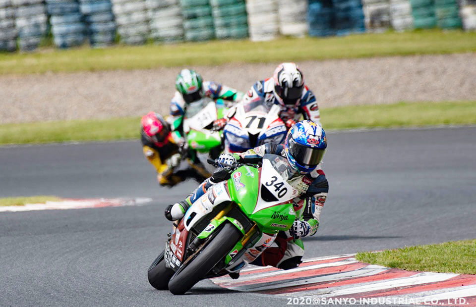 ロードレース写真17枚目