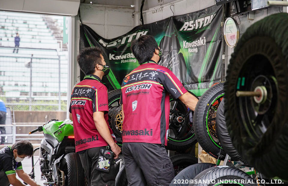 ロードレース写真5枚目