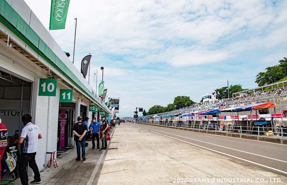 ロードレース写真12枚目
