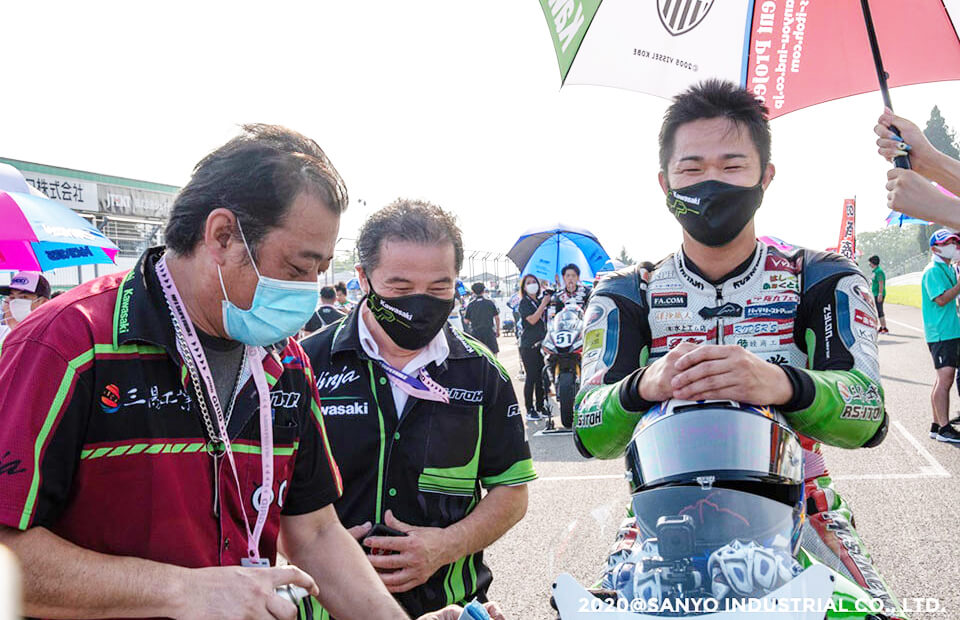 ロードレース写真16枚目