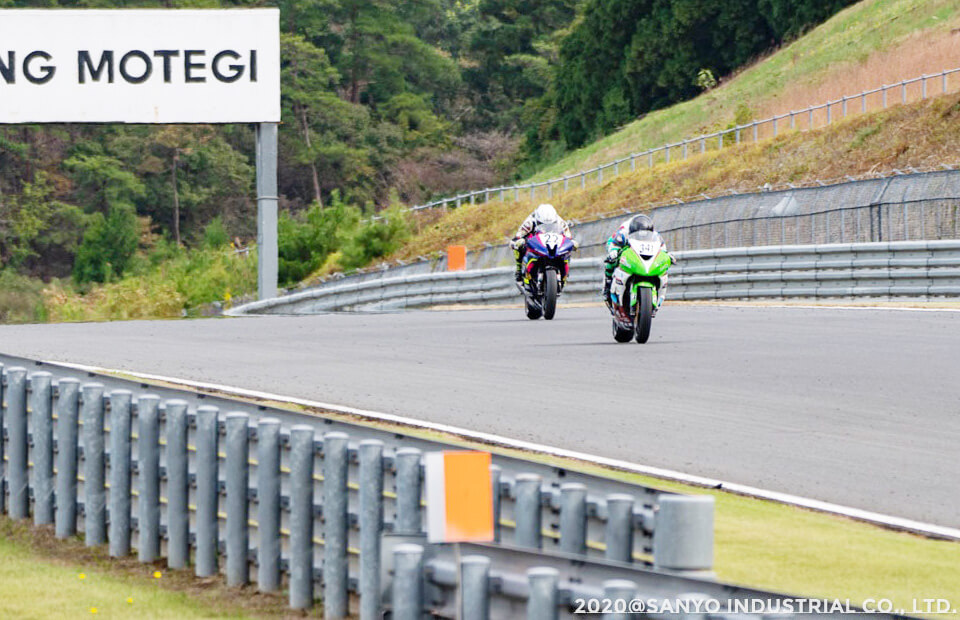 ロードレース写真3枚目