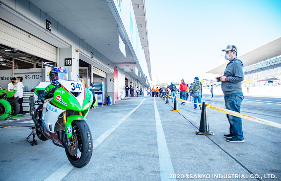 ロードレース写真12枚目