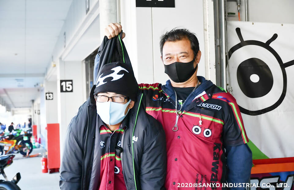 ロードレース写真14枚目